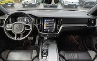 V60 T5 AWD 250 ch Geartronic 8 R-Design 2020 occasion 69007 Lyon