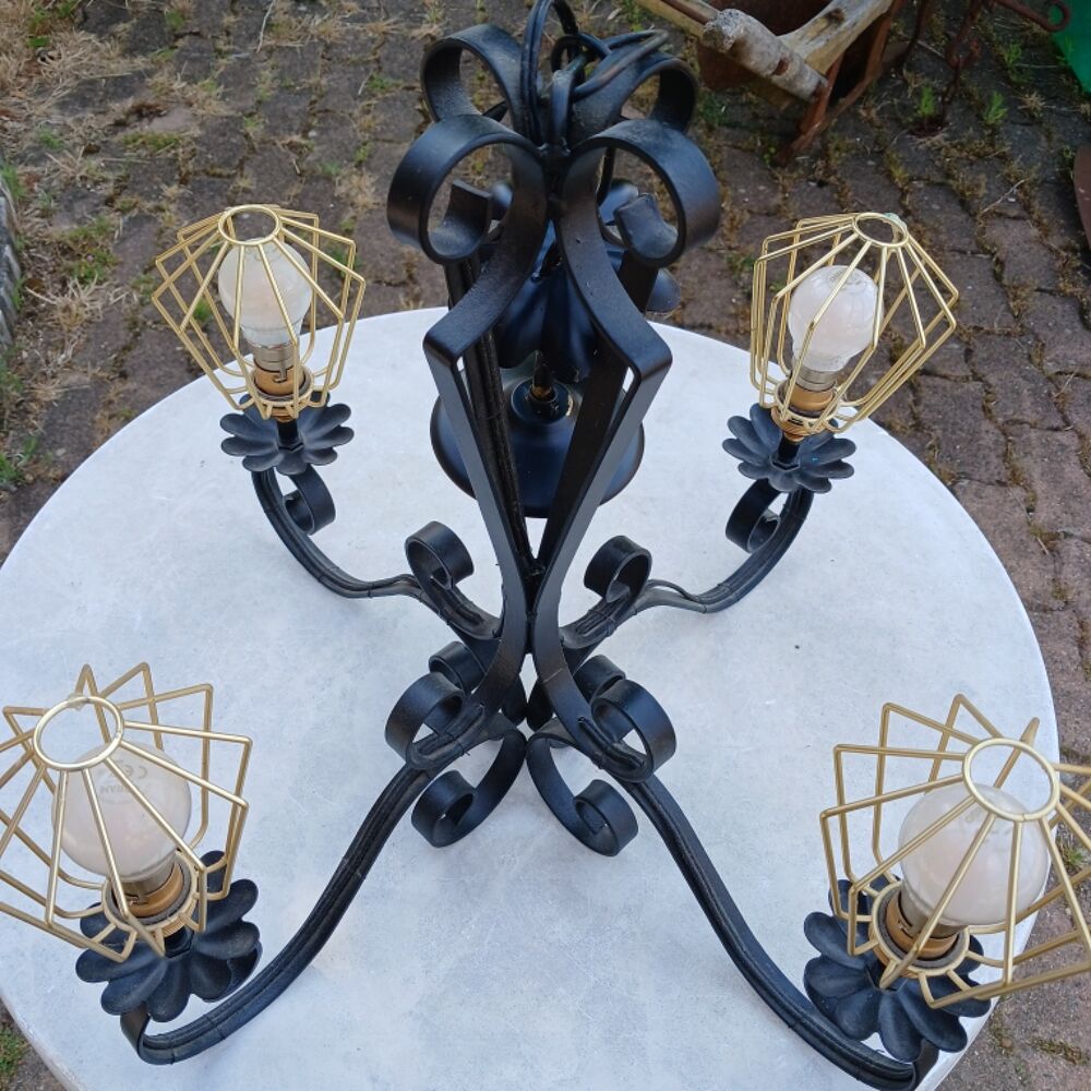 lustre fer forg&eacute; Décoration