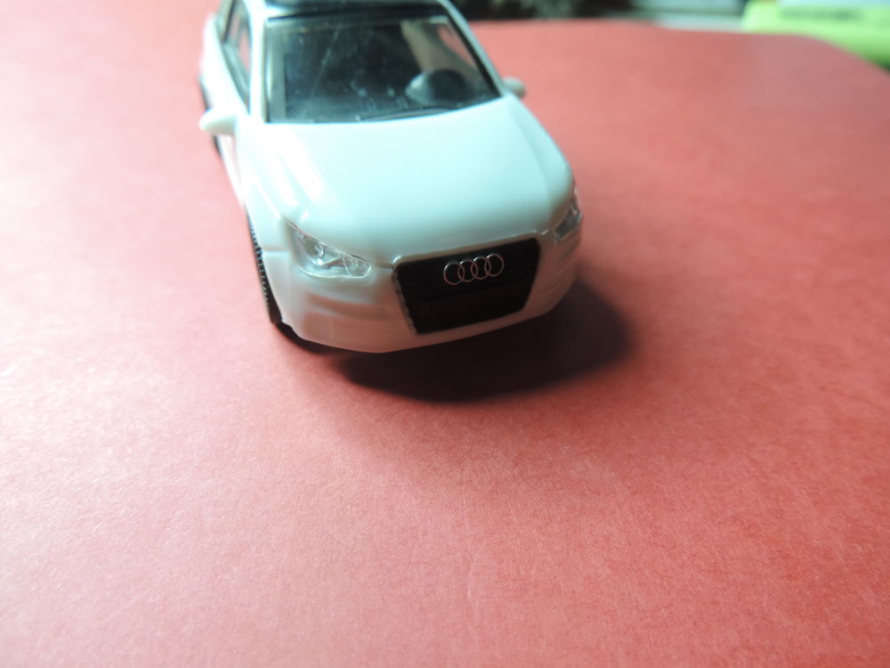 AUDI A1 - QUATTRO - Echelle : 1/43 &egrave;me. 