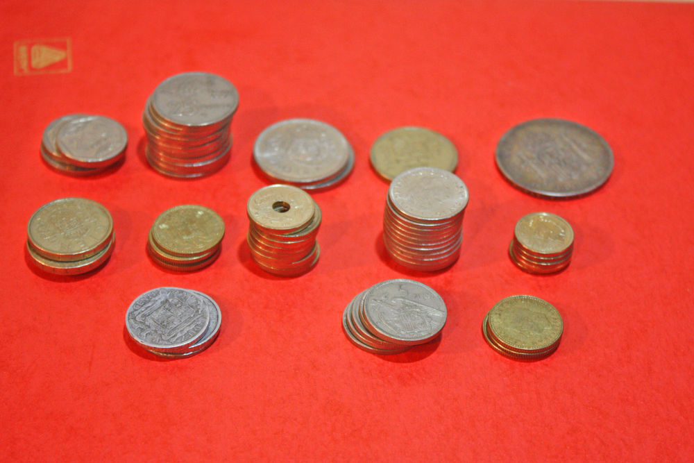 Collection pieces Espagne.
