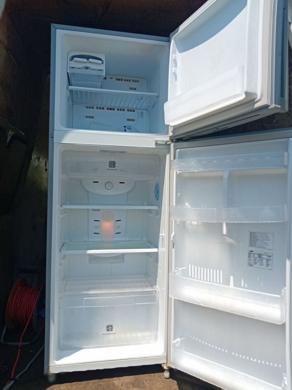 Frigo avec cong&eacute;lateur Electroménager
