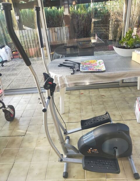 elliptique de marque sport life
50 Mirecourt (88)