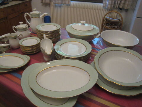 VAISSELLE en trs bon tat 45 Les Rousses (39)