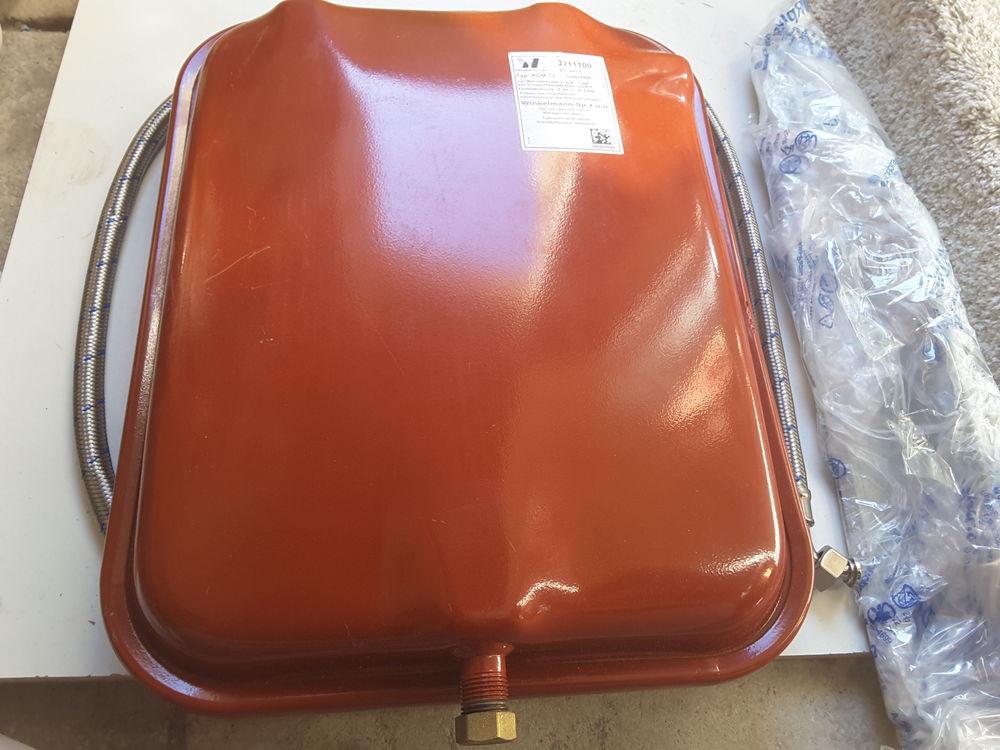 Chappee Id&eacute;al standard vase expansion 12l neuf Bricolage