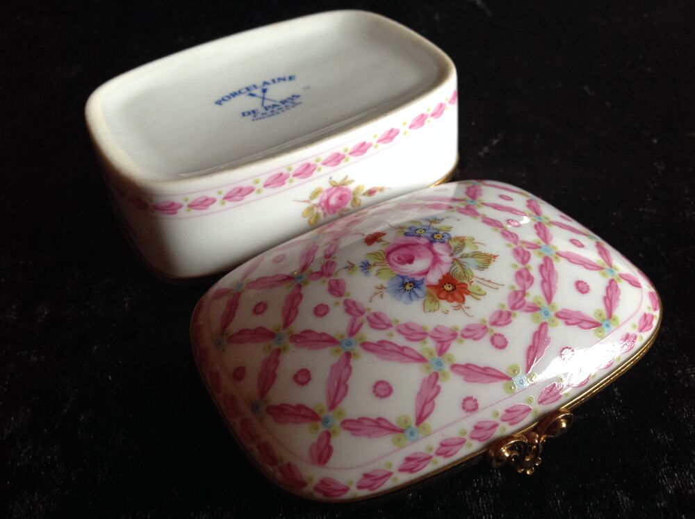 BONBONNIERE/ BOITE A BIJOUX PORCELAINE DE PARIS Envoi Possib Décoration