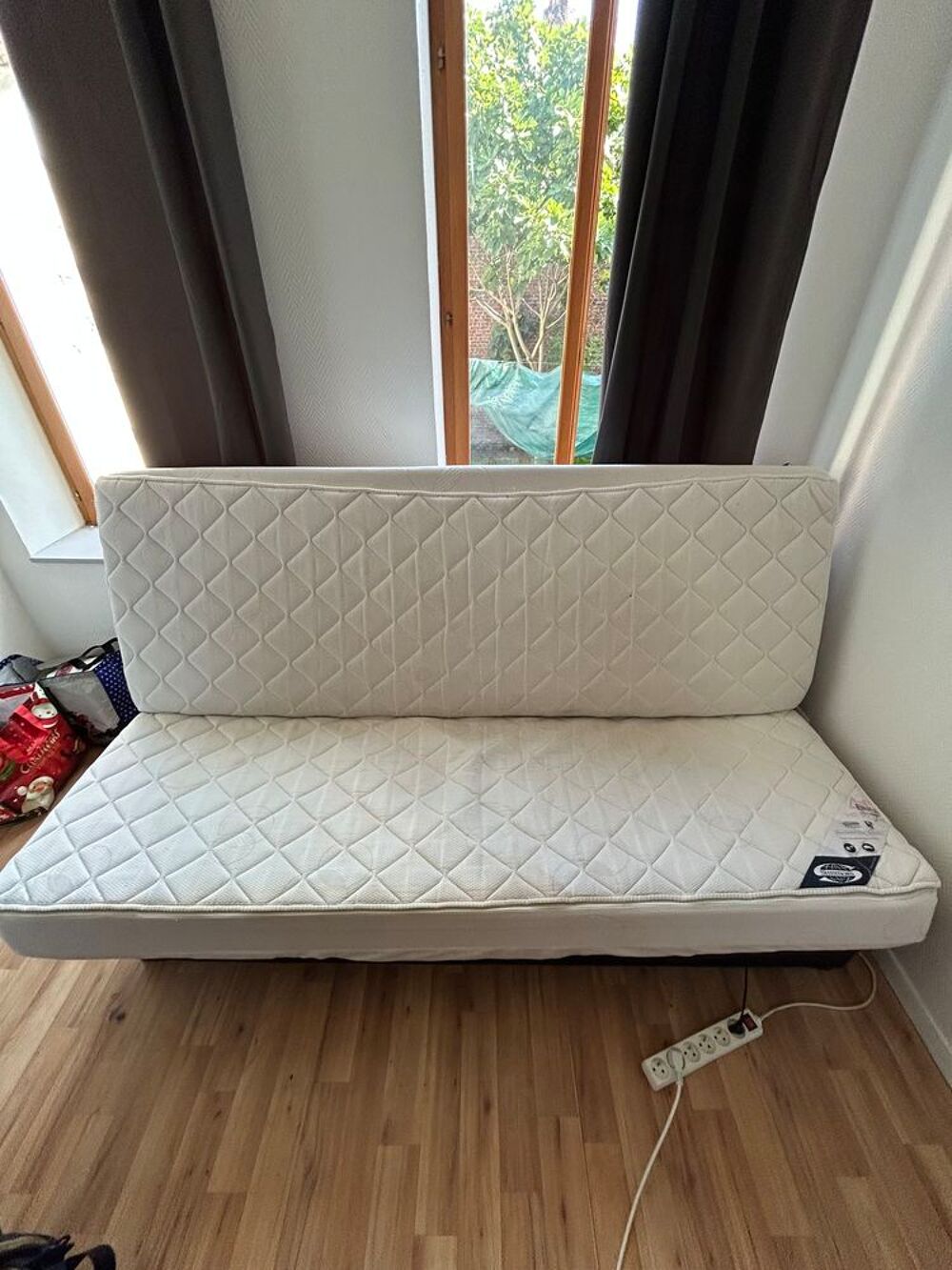 Canap&eacute; convertible avec matelas Meubles