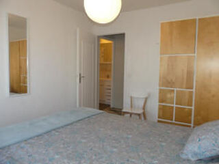  Appartement à louer 2 pièces 56 m²