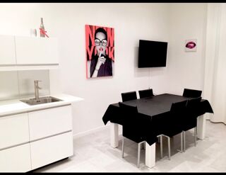  Appartement à louer 4 pièces 100 m²