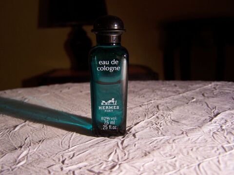 Miniature de parfum HERMES 3 Plaisir (78)