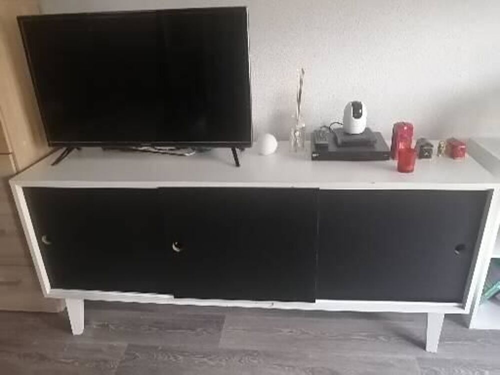 Buffet bas noir et blanc Meubles
