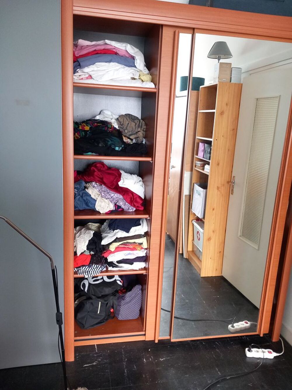 grande armoire &agrave; glaces avec portes coulissantes Meubles