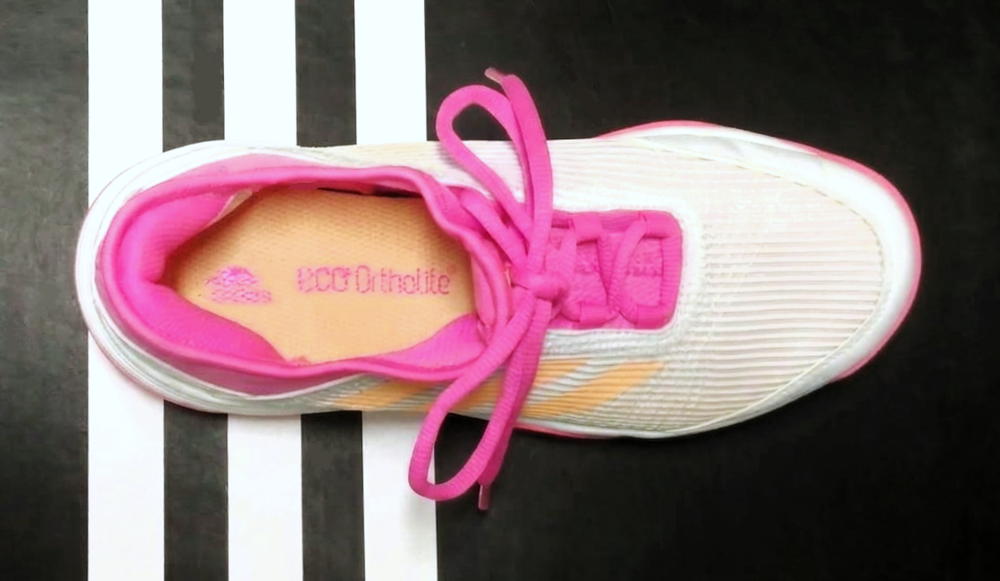 Chaussures Adidas Adizero club - Taille 37,5 neuves Chaussures