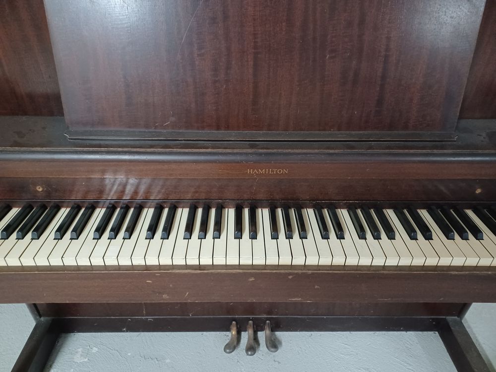 Piano HAMILTON ! Instruments de musique