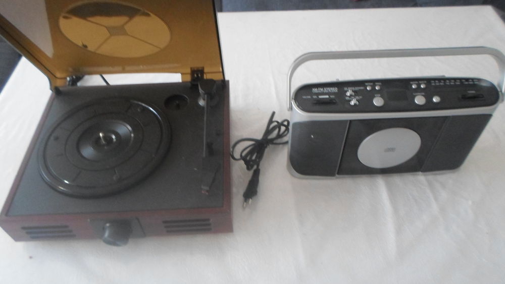 BONJOURS JE PLATINE DISQUE LECTEUR CASSETTE AUDIO DVD et blu-ray