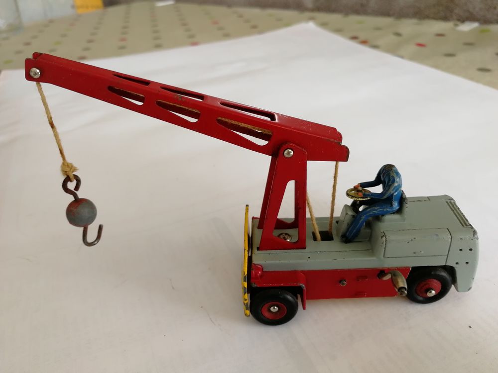 Dinky toys 