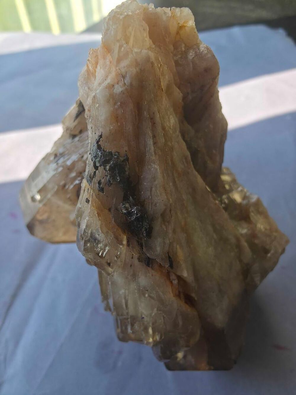 Citrine Naturelle de Kolwezi RDC-Cristal de Quartz 284g 