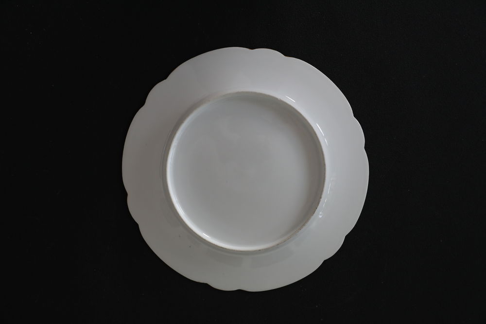 ASSIETTE CHINOISE POLYCHROME 1 PERSONNAGE 