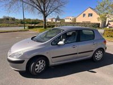 307 1.6i 16V XR Pr&eacute;sence 2004 occasion 44830 Bouaye