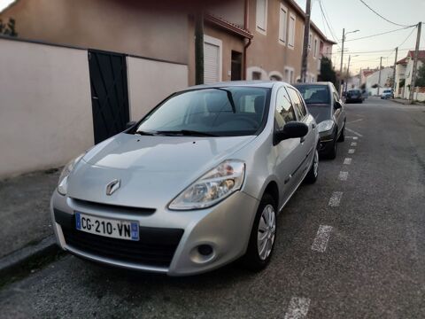 Renault clio iii 1.2 16V 75 Aliz&eacute;