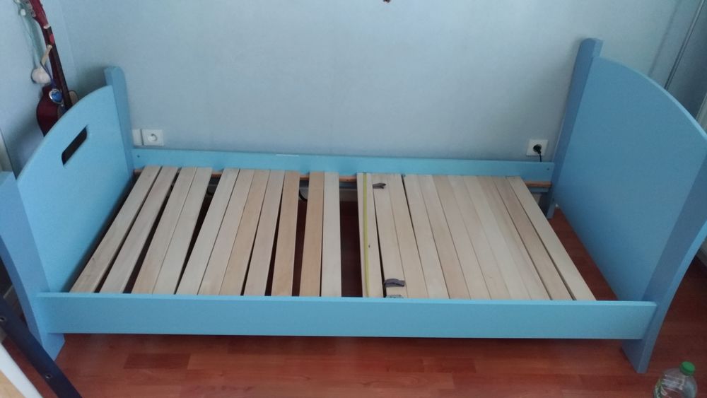LIT ENFANT LAQUE + SOMMIER A ROULETTE + MATELAS EVOLUTIF Mobilier enfants
