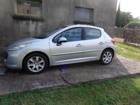 Peugeot 207 1.6 VTi 16V 120ch Féline