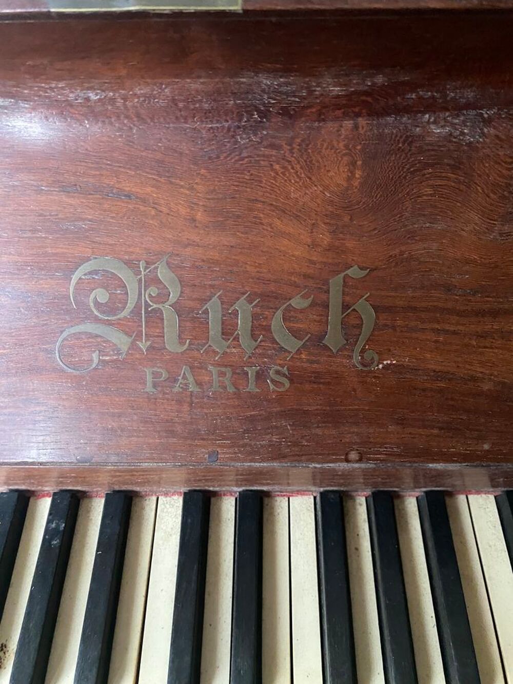 piano droit Marque RUCH Paris Instruments de musique