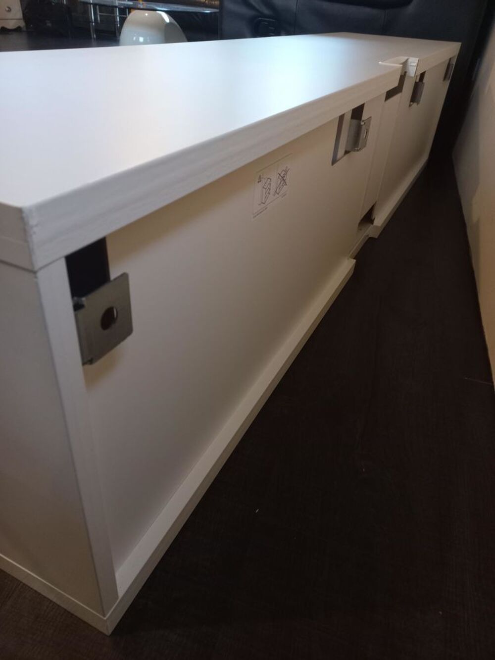 Meuble TV mural Blanc 180cm avec portes Meubles