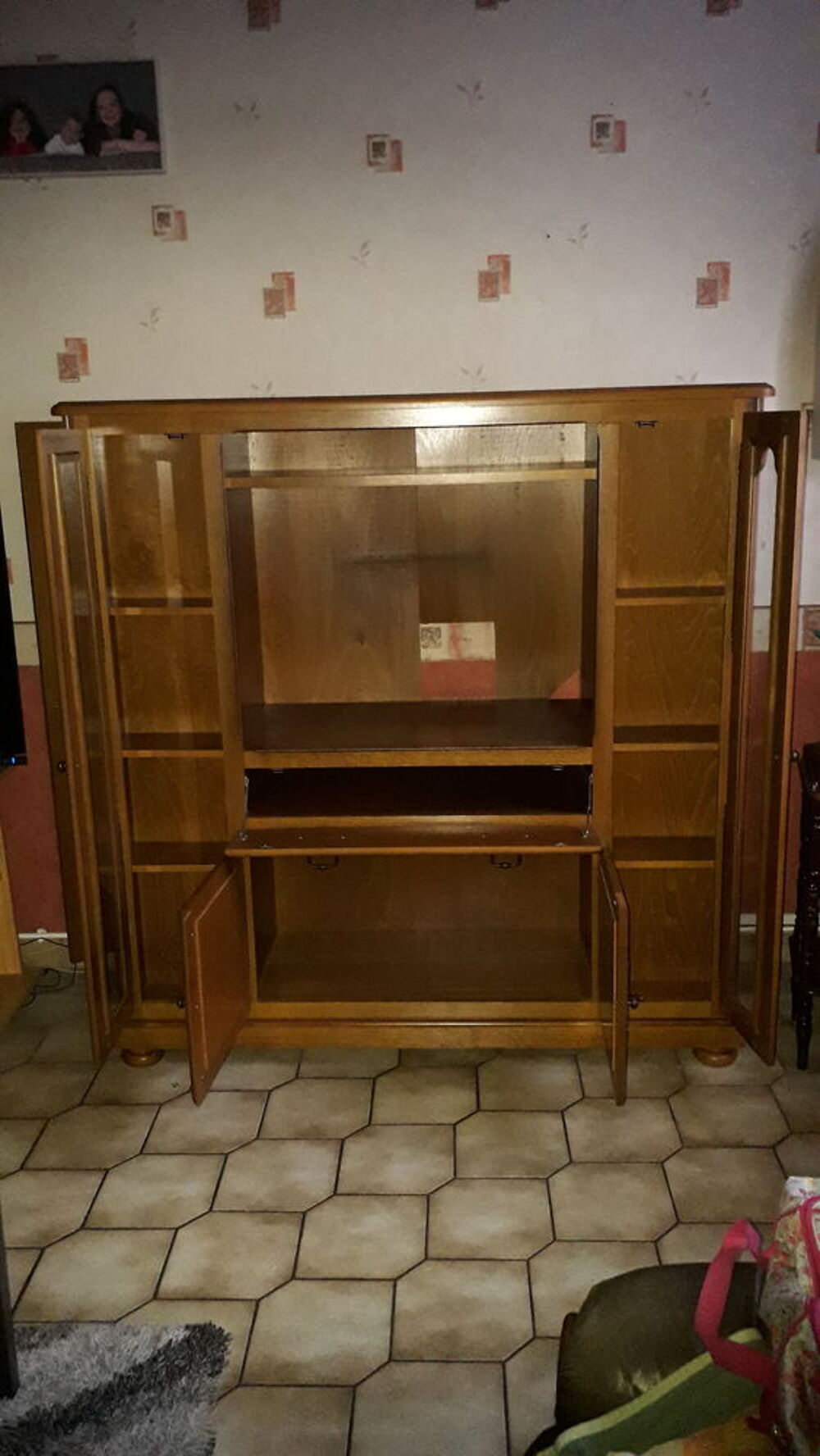 meuble t&eacute;l&eacute; Meubles
