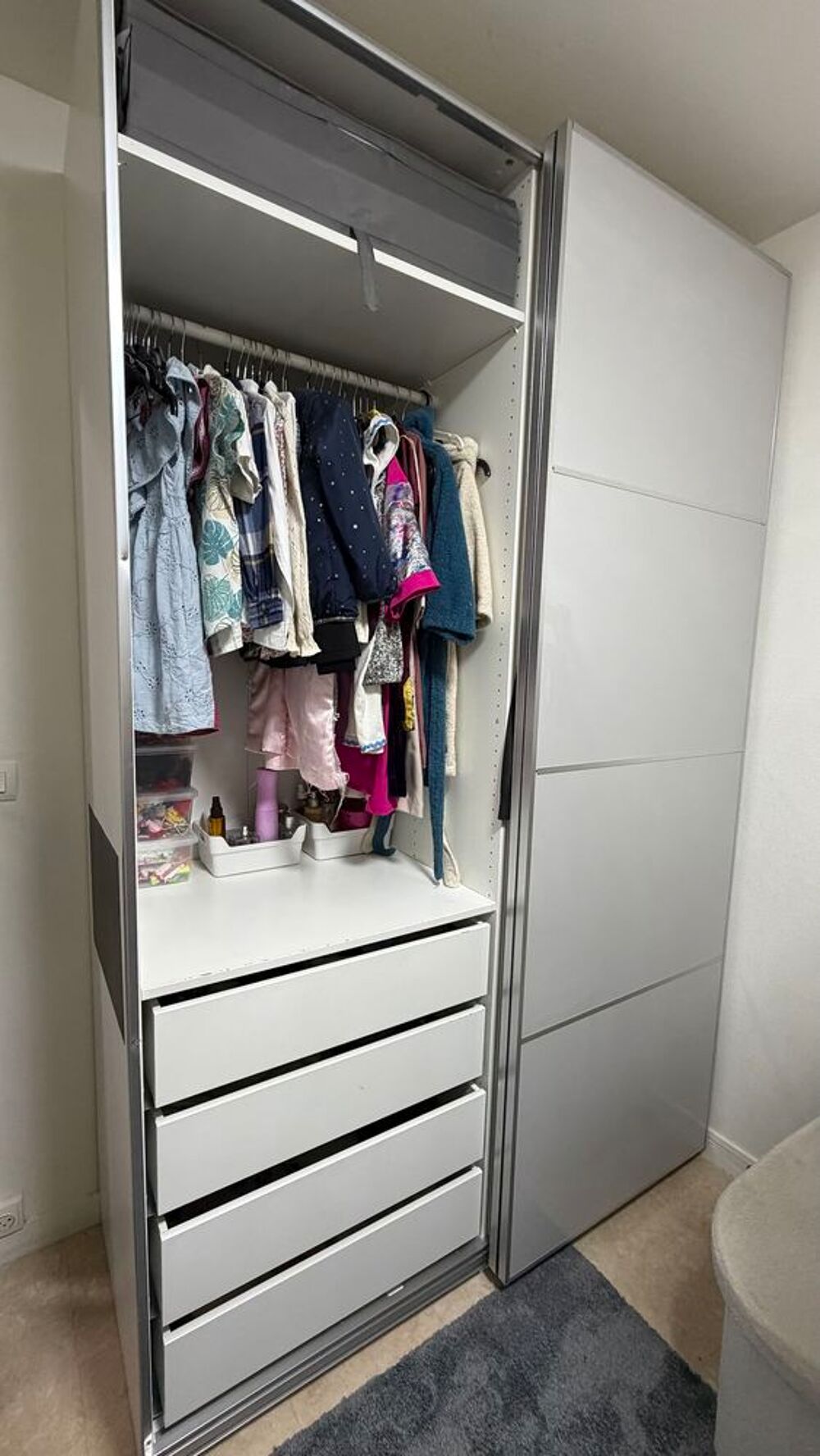 2 armoires IKEA Meubles