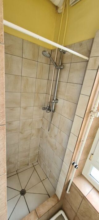  Appartement à louer 3 pièces 47 m²