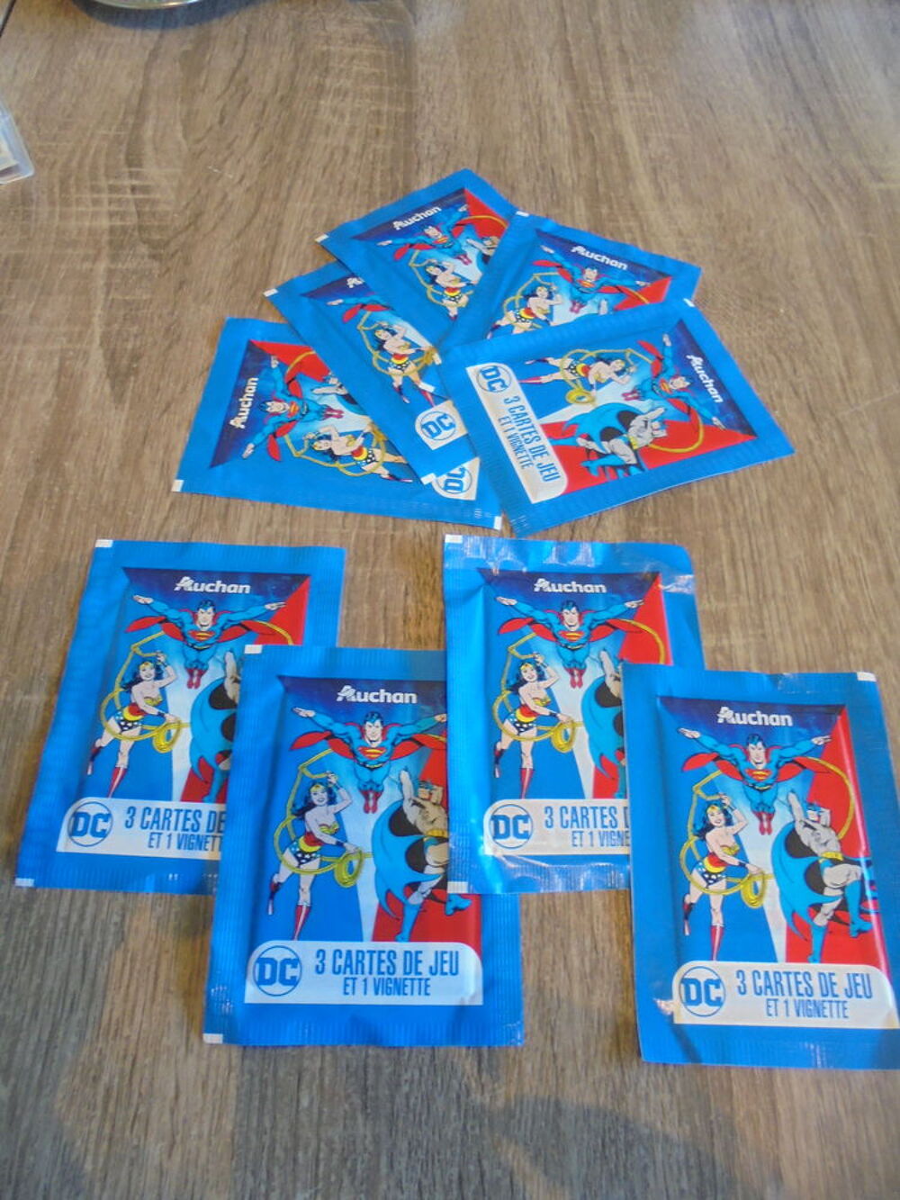 Cartes &agrave; collectionner DC Comics - Auchan 