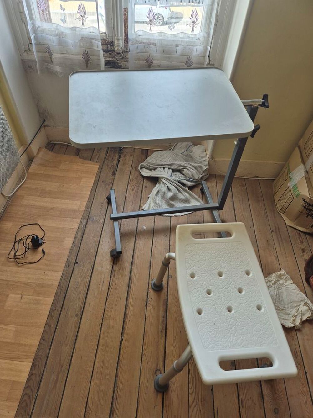 Table et chaise Meubles