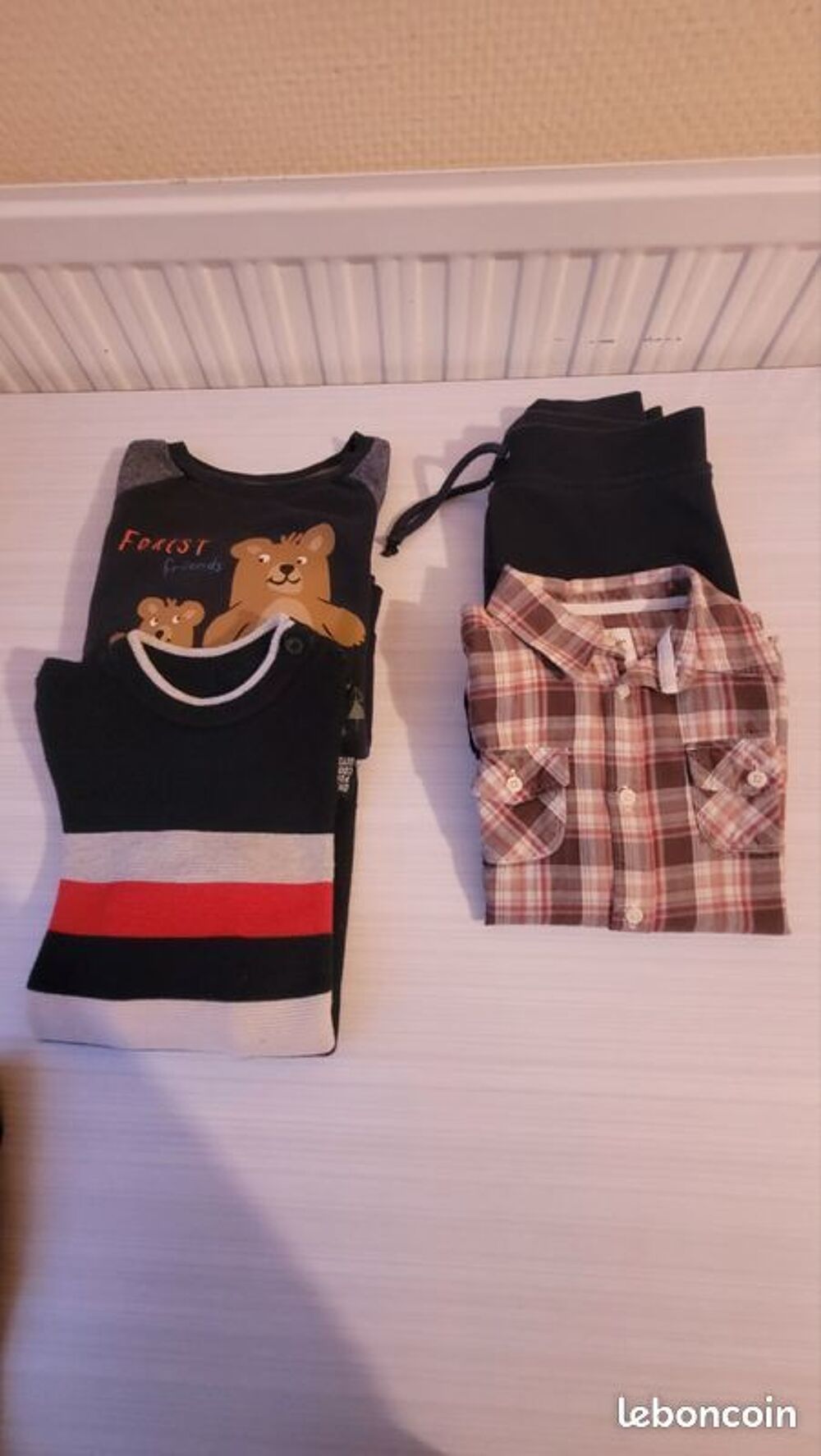 Lot v&ecirc;tements gar&ccedil;on Puériculture
