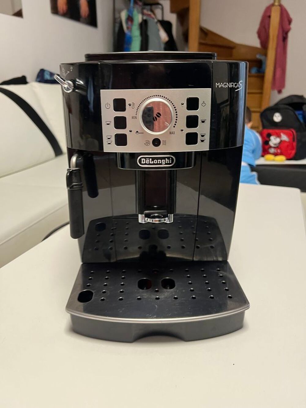Appareil DeLonghi MagnificaS Electromnager