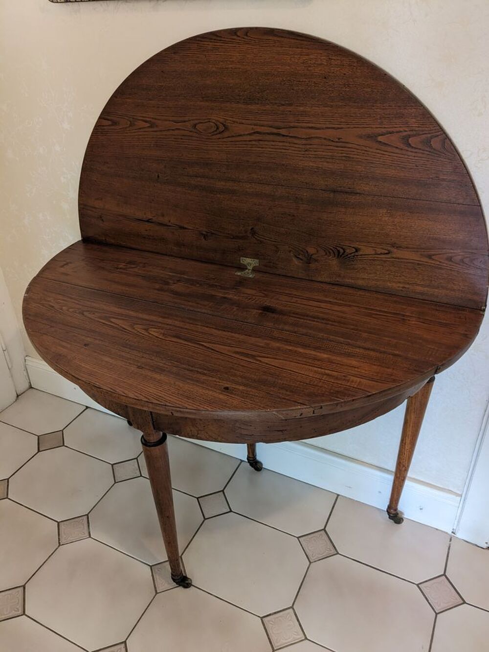 Table demi-lune style Louis XVI Meubles