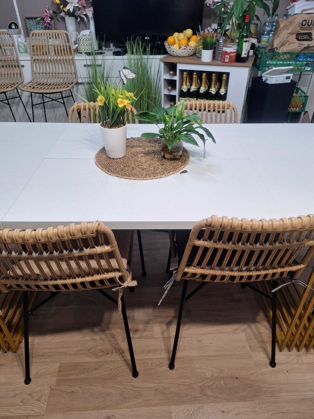 table de salle &agrave; manger neuve Meubles