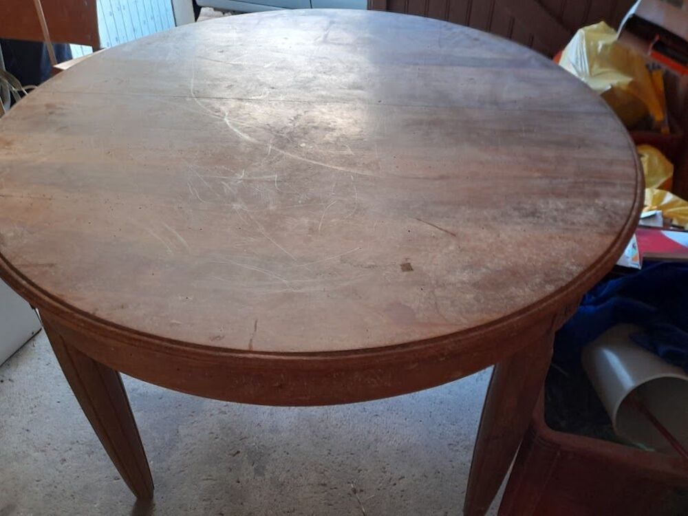 Table Ovale en Noyer Meubles