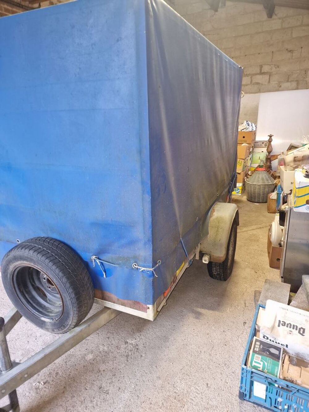 UNE REMORQUE BACHE?E Bricolage