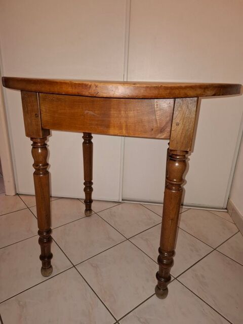 Table ronde 30 Saint-Julien-en-Genevois (74)