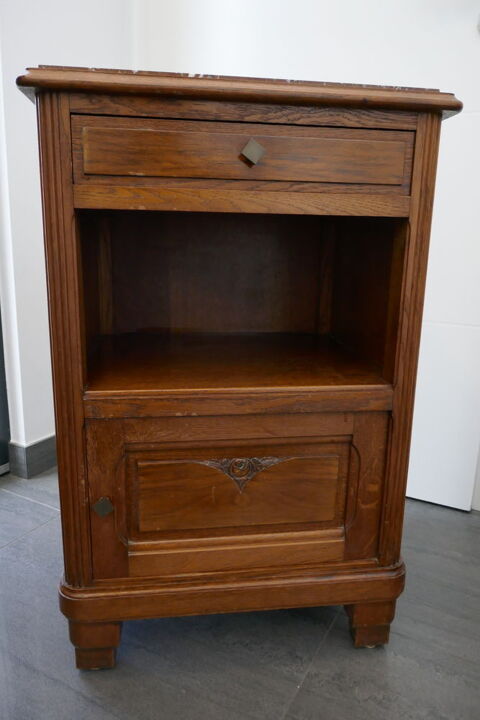 Table de chevet / table de nuit annes 1900 20 Amnville (57)