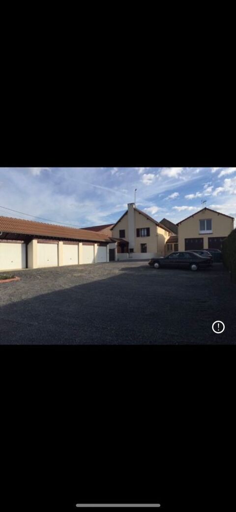   A 5 min de Brie-Comte-Robert studio avec cuisine am�nag�e et Appartement - 2 pi�ce(s) - 22 m�