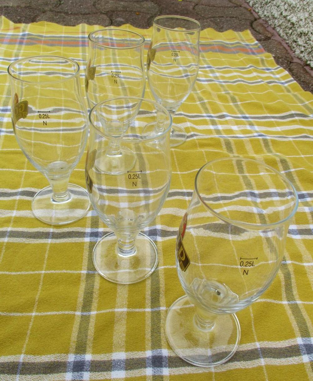 Lot de 5 Anciens Verres &agrave; Pied "Gold de Kanterbr&auml;u" de 25cl Cuisine