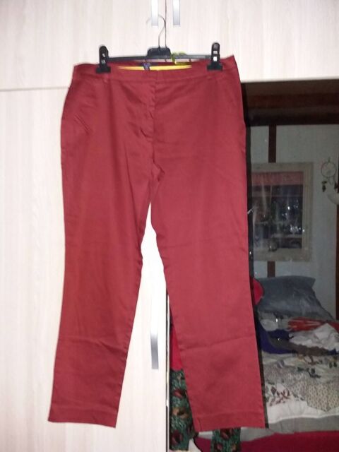 Pantalon femme rouge fonc Kiabi taille 40, 5 Monceaux (60)