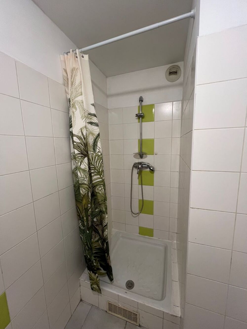 Location Appartement STUDIO PROCHE DE LA FAC Sainte-clotilde