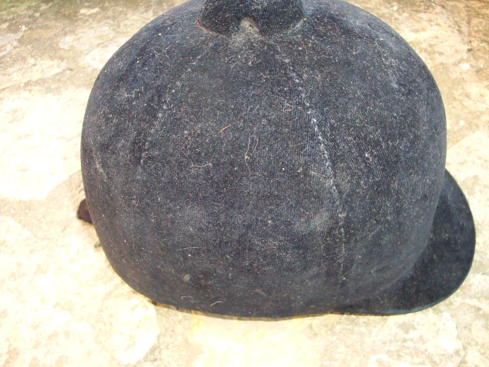 Bombe en velours d'&eacute;quitation Sports