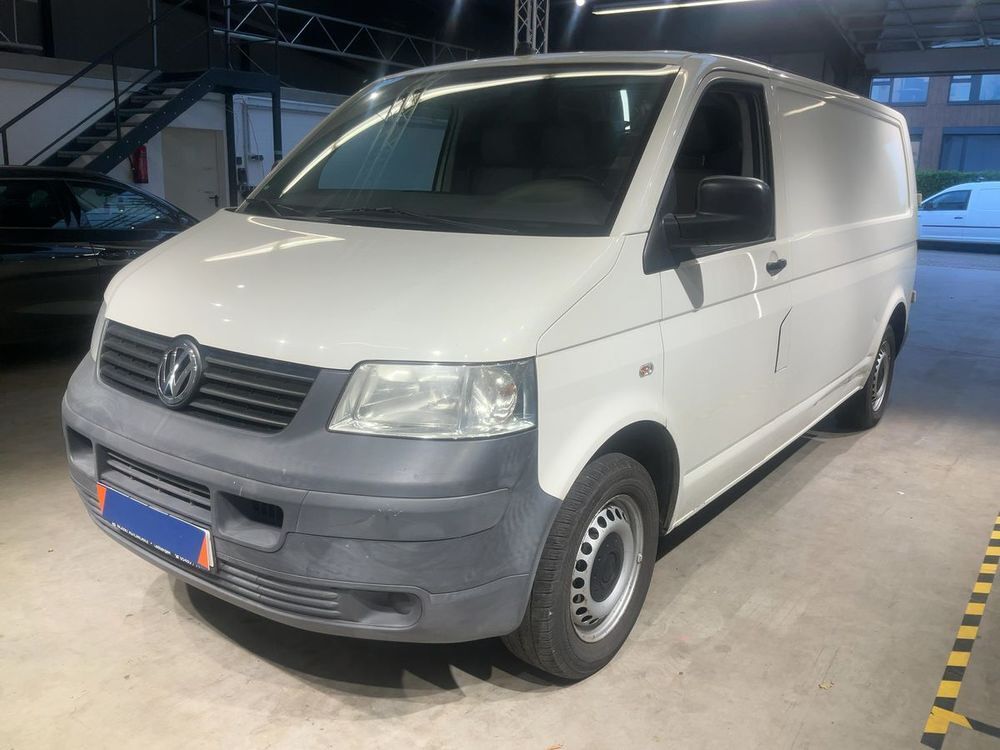 Divers Volkswagen T5 Transporter 2.5 TDI LONG 2009 occasion 44320 Saint-P&egrave;re-en-Retz