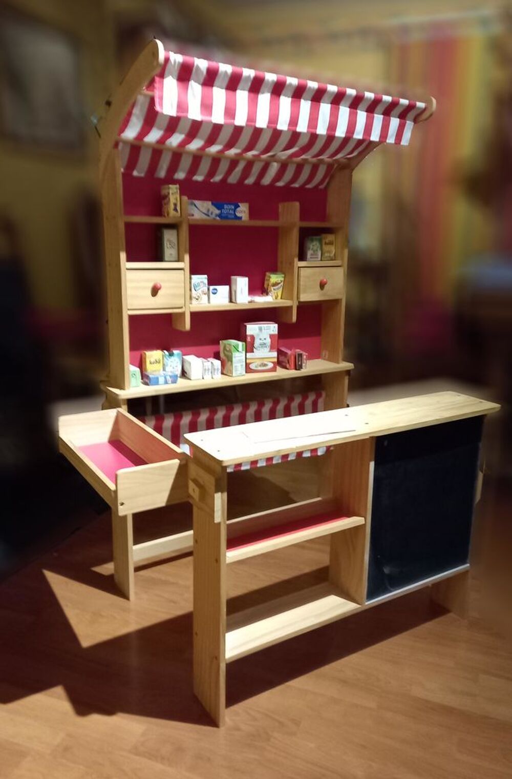 Petit magasin Jeux / jouets