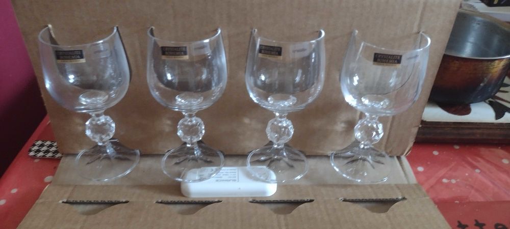 verre cristal bohemia tout neuf jamais utilis&eacute; dans leur emballage d'origine 