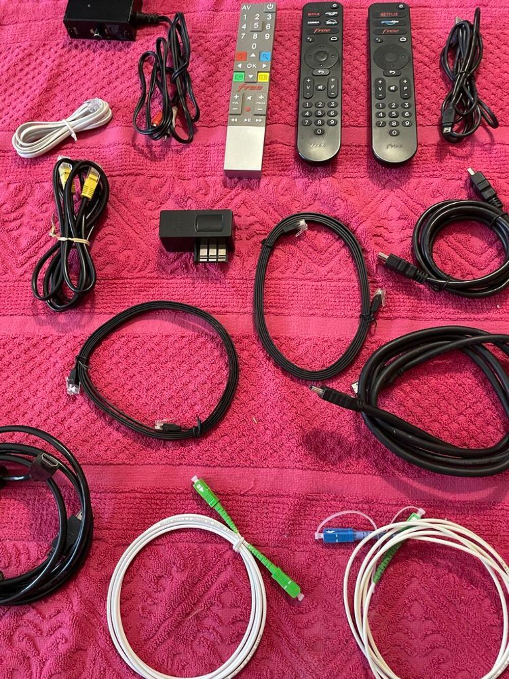 plusieurs mat&eacute;riels hi-fi Matériel informatique