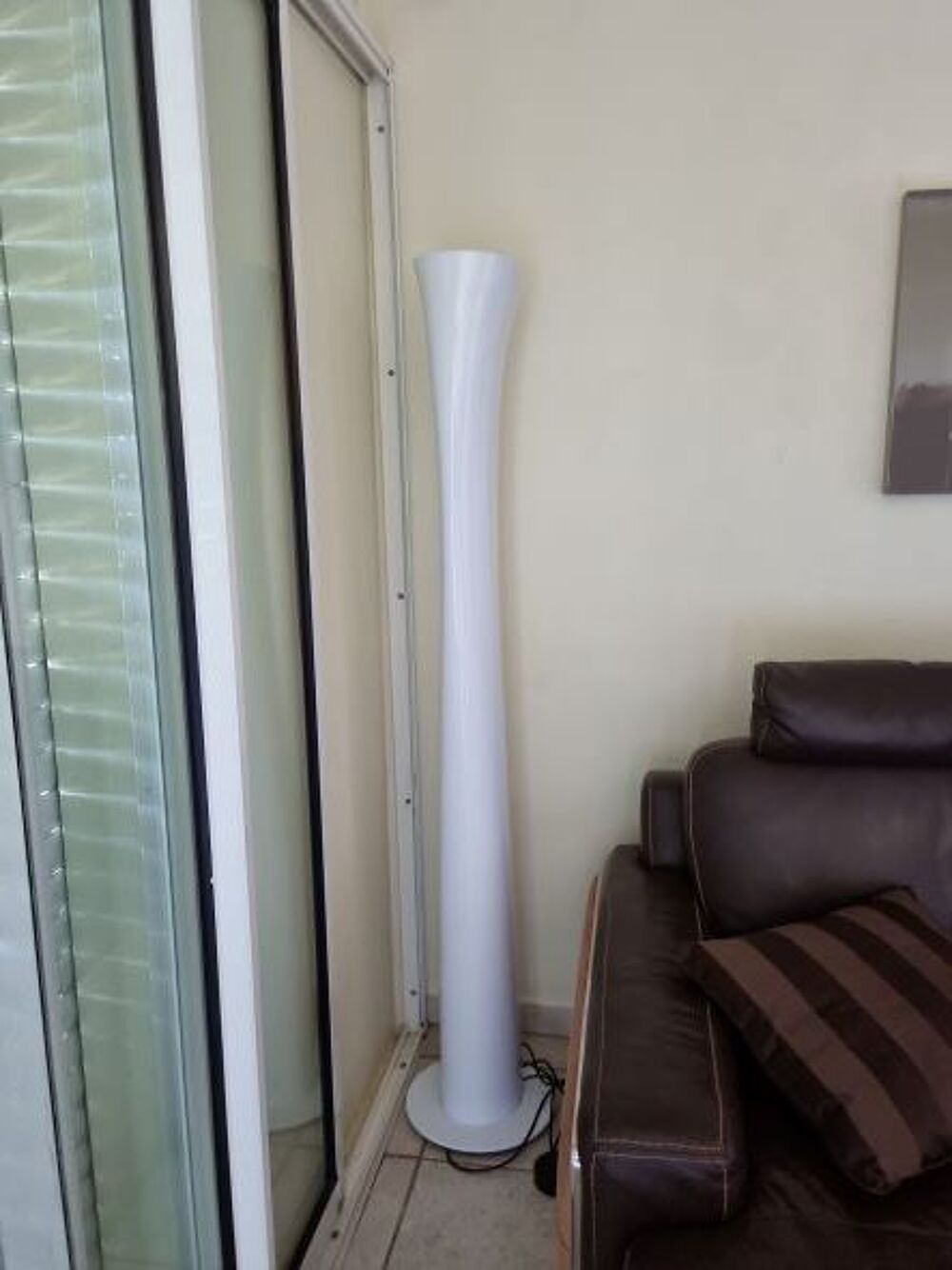 LAMPE DESIGN LAQUE BLANC Meubles